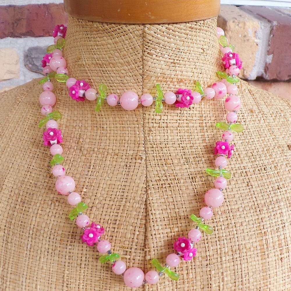 Vintage Chunky Beaded Pink and Green Floral Summer Boho Necklace